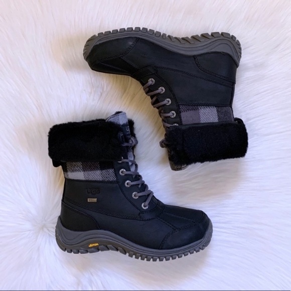 UGG Women’s Adirondack Boot II Plaid Waterproof - Picture 6 of 10